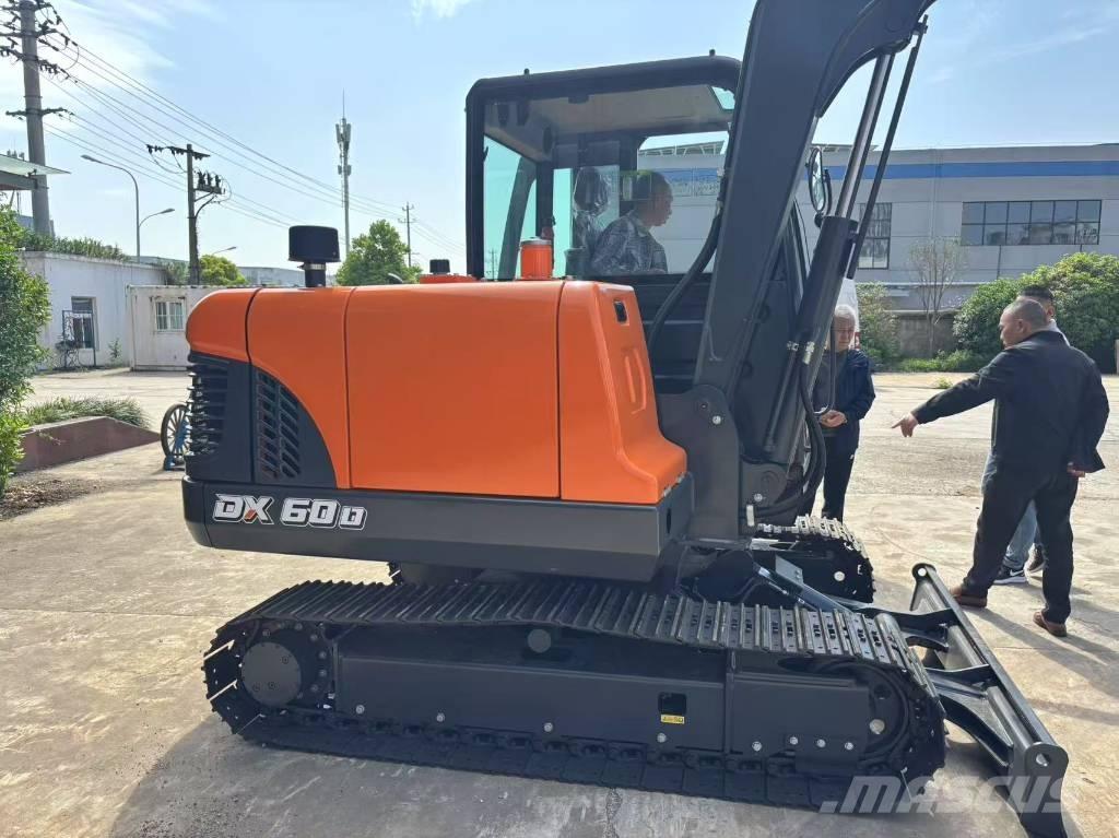 Doosan DX60 Escavatori cingolati