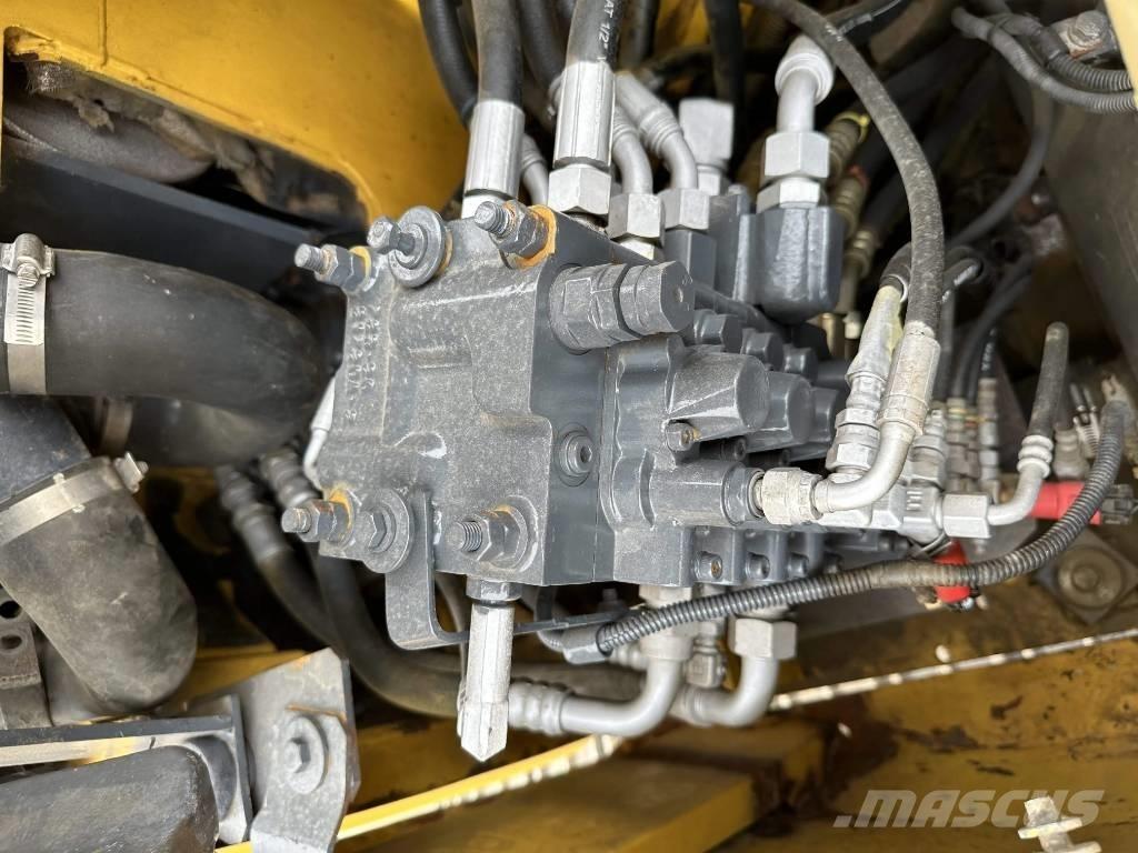 Komatsu PC78US Escavatori medi 7t - 12t