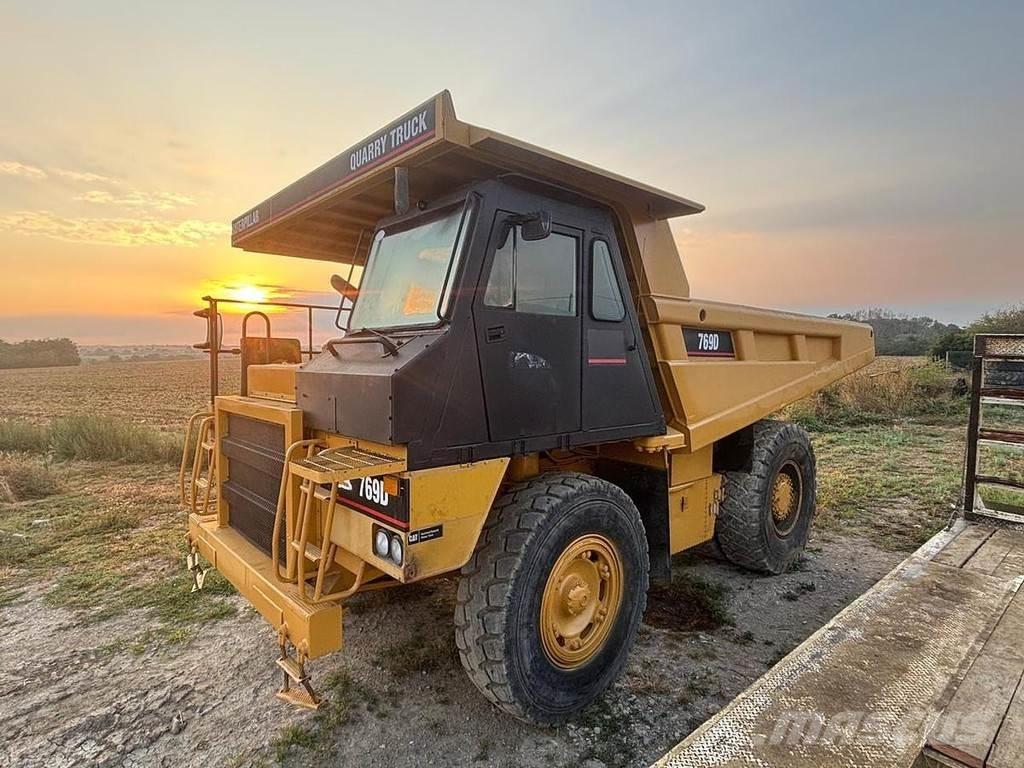 CAT 769D Mini dumper