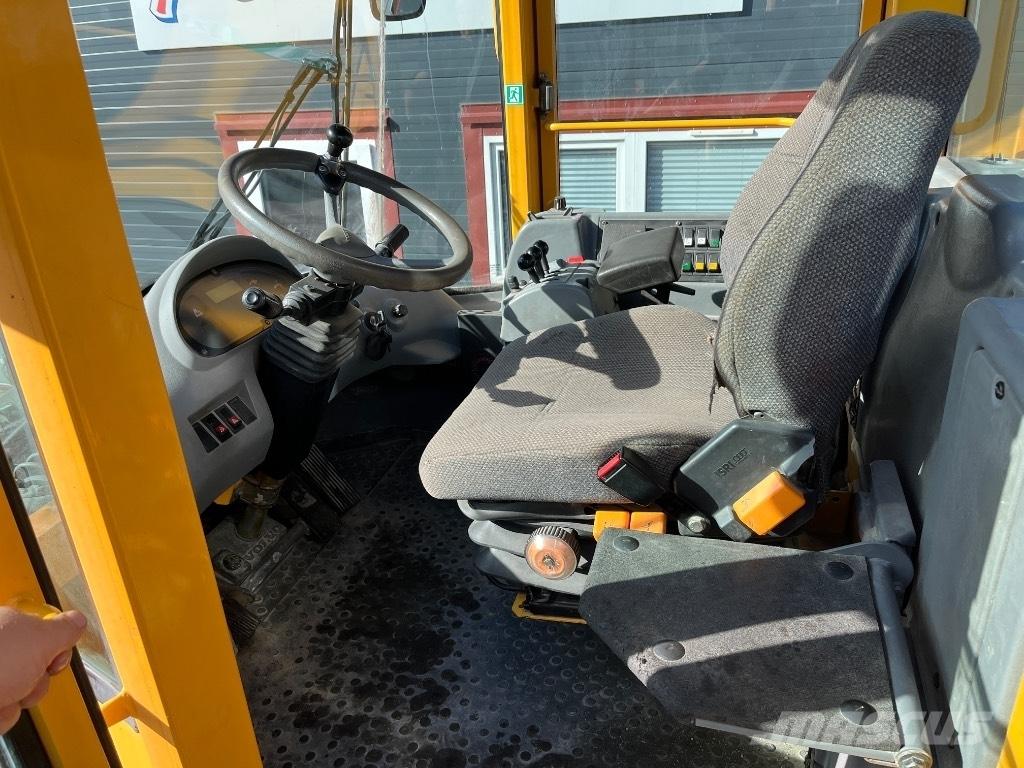 Volvo L70 E-04 Pale gommate
