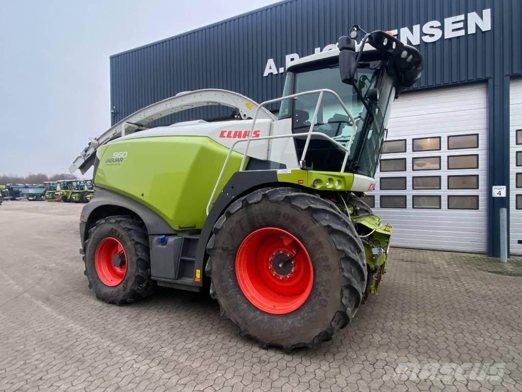 CLAAS Jaguar 960 Trince semoventi