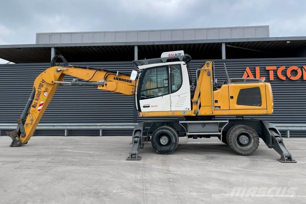 Liebherr LH 24 Escavatori gommati
