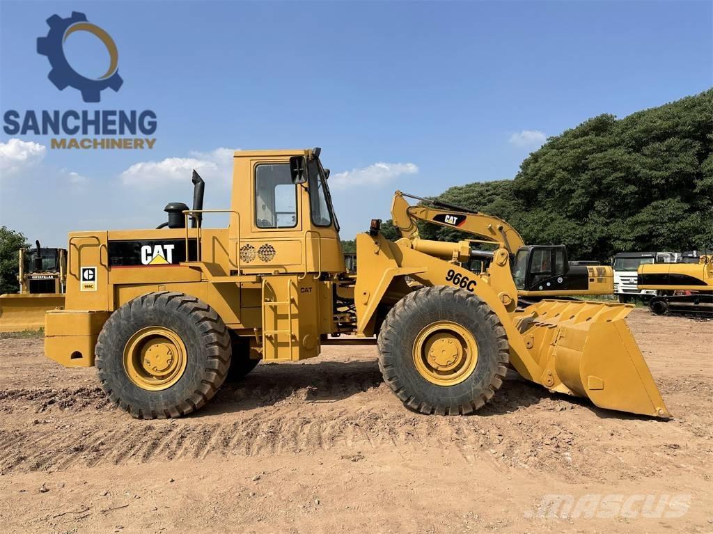 CAT 966 C Pale gommate