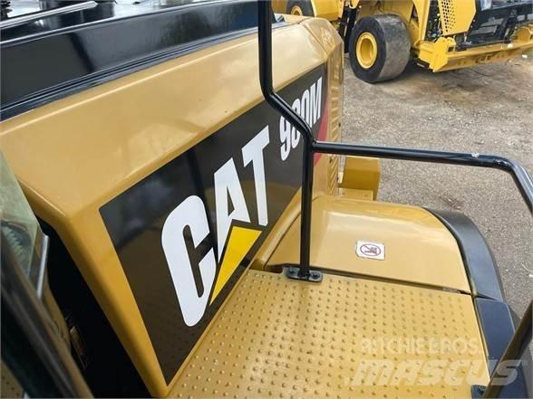 CAT 980M Pale gommate