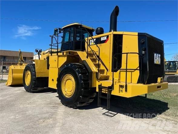 CAT 988K Pale gommate