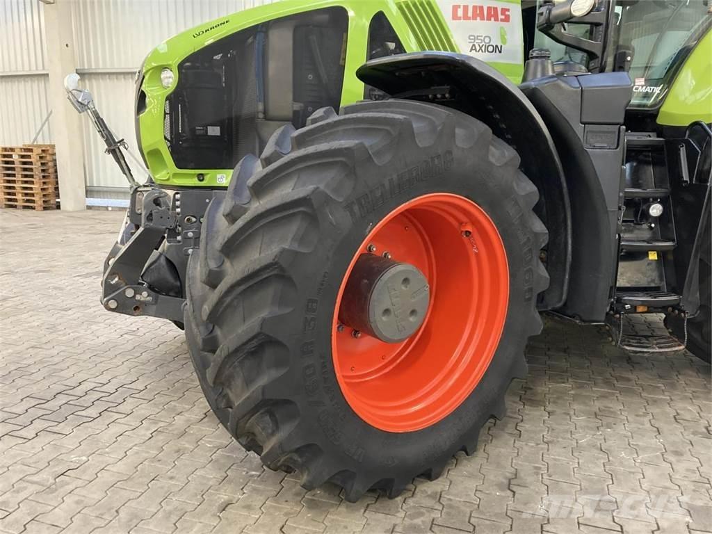 CLAAS Axion 950 Trattori