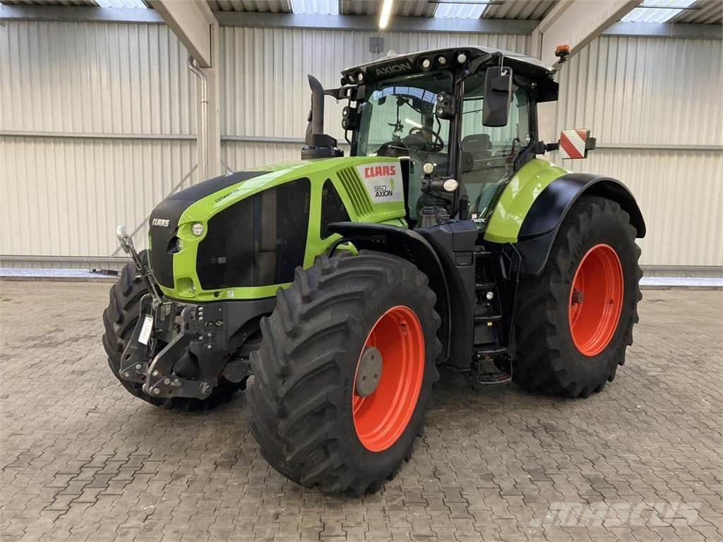 CLAAS Axion 950 Trattori