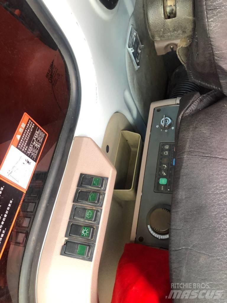 Doosan DH 220 LC-7 Escavatori cingolati