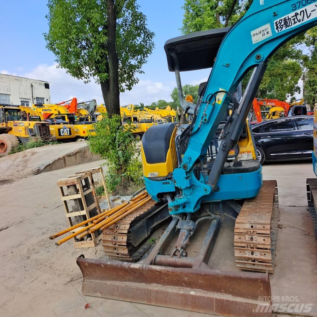 Kubota U30 Miniescavatori
