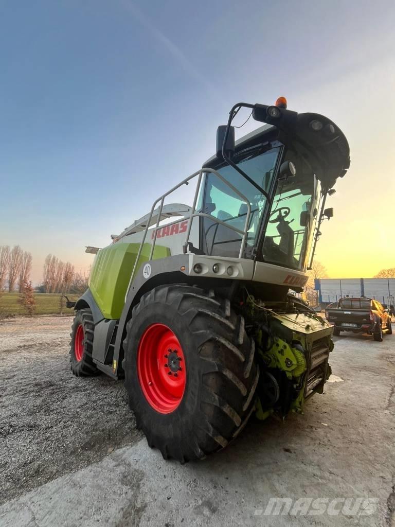 CLAAS Jaguar 940 Trince semoventi