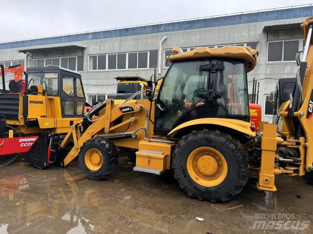 CAT 420 F Terne