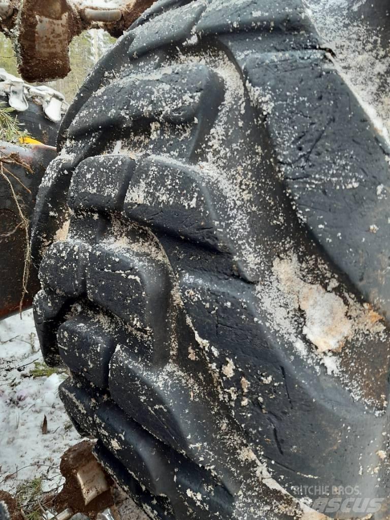 Ponsse Scorpion King Abbattitrici, Disboscatrici
