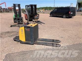 Atlet PLP 200 Carrelli elevatori bassi a piattaforma