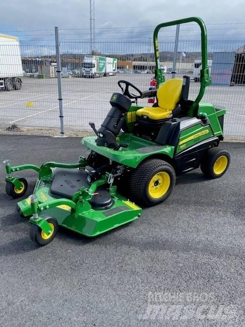 John Deere 1550 Trattorini tagliaerba