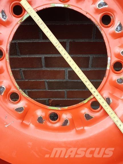 CLAAS  Pneumatici, ruote e cerchioni