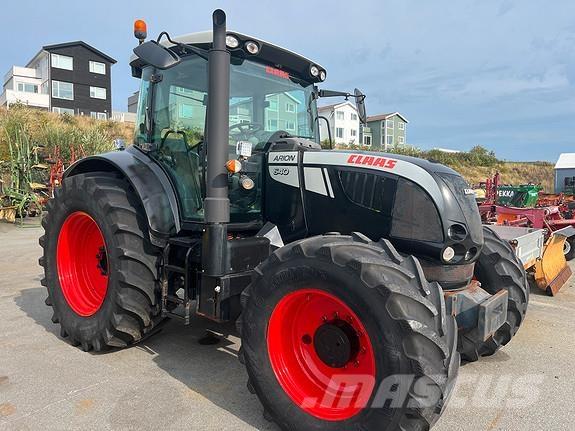 CLAAS 640 ARION Trattori