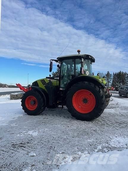 CLAAS Arion 610 Trattori