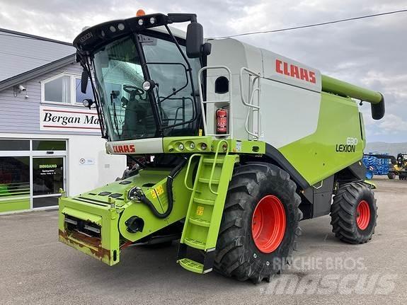 CLAAS Lexion 630 Mietitrebbiatrici