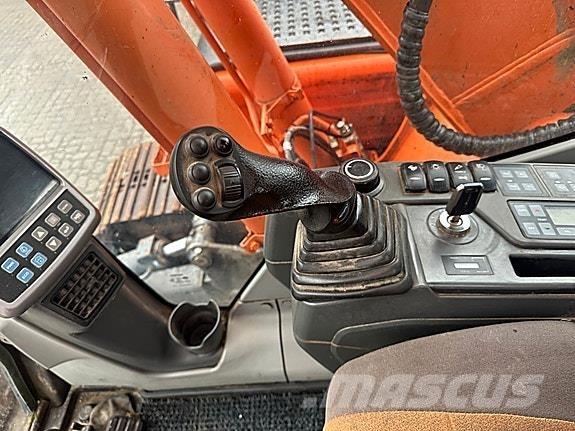 Doosan DX140LC Escavatori cingolati