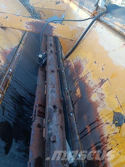 Epoke TKE12-275 Spargisabbia e spargisale