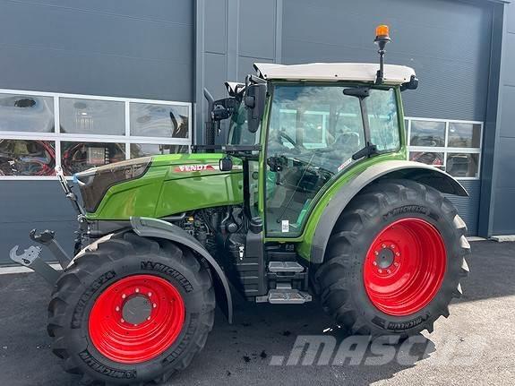 Fendt 211 Profi+ Trattori
