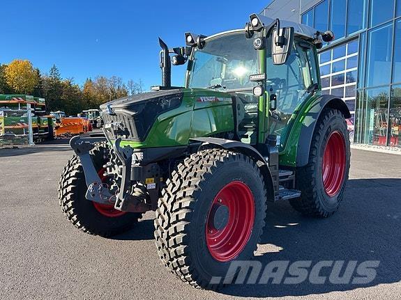Fendt 211 Profi Trattori