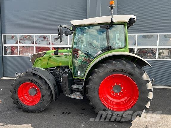 Fendt 211 Profi+ Trattori