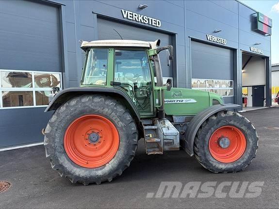 Fendt 712 Favorit Trattori