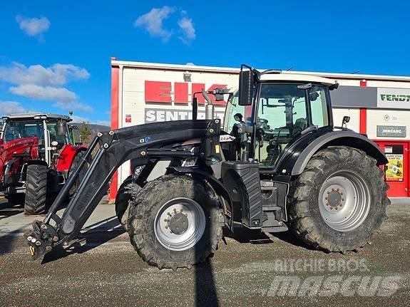 Fendt 724 S4 Profi Trattori