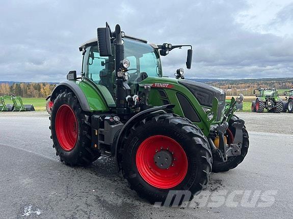 Fendt 724 VARIO Trattori