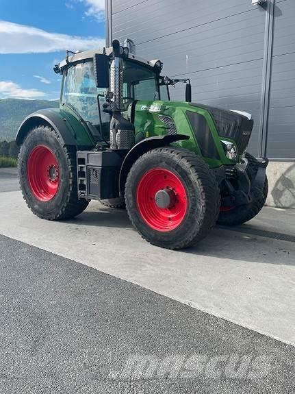 Fendt 828 Vario Trattori