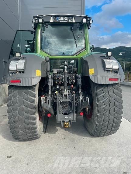 Fendt 828 Vario Trattori