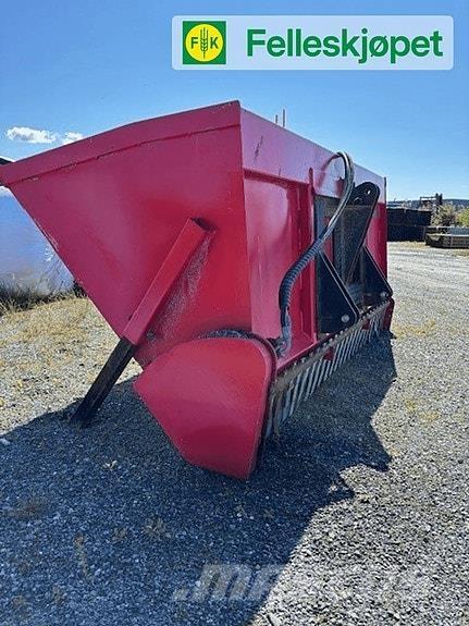 Globus 1600 Spargisabbia e spargisale