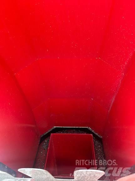 Globus GSF 245-18 Altri macchinari per strade e neve