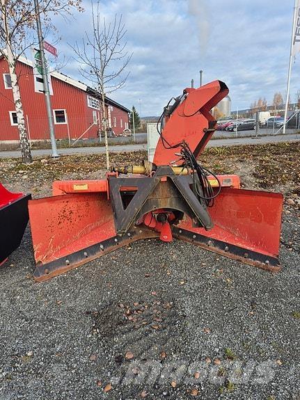 Globus GSF2450-1 Altri macchinari per strade e neve