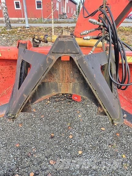 Globus GSF2450-1 Altri macchinari per strade e neve