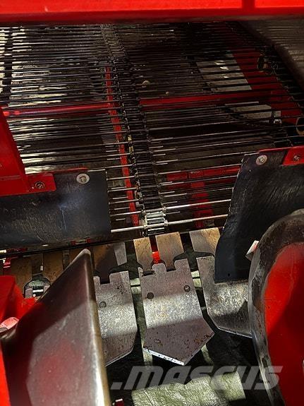 Grimme SE 260 UB Scava raccogli patate