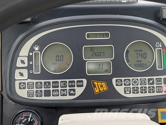 JCB 2135 4WS Trattori