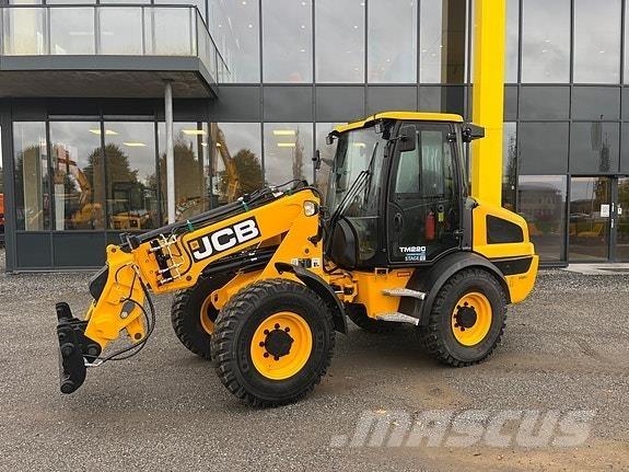 JCB TM220 Pale gommate