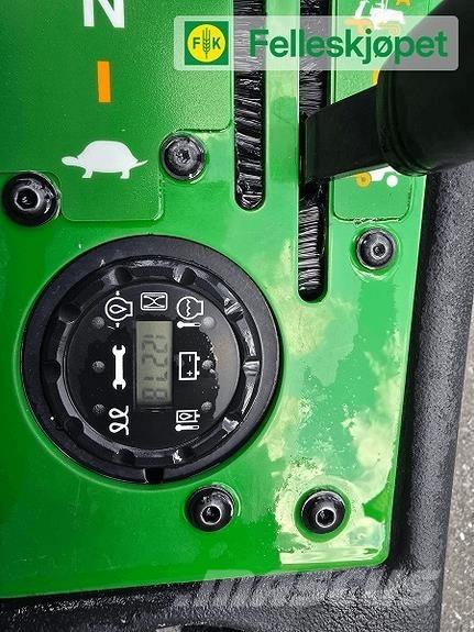 John Deere 1580 Manutenzione verde e strade – Altro