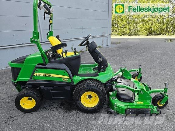 John Deere 1580 Manutenzione verde e strade – Altro