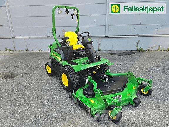 John Deere 1580 Manutenzione verde e strade – Altro
