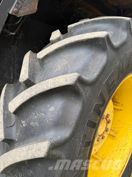 John Deere 2040 Trattori