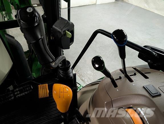 John Deere 5085M Trattori