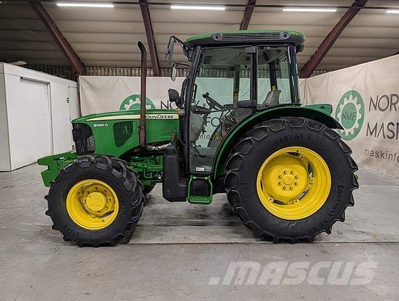 John Deere 5090G Trattori