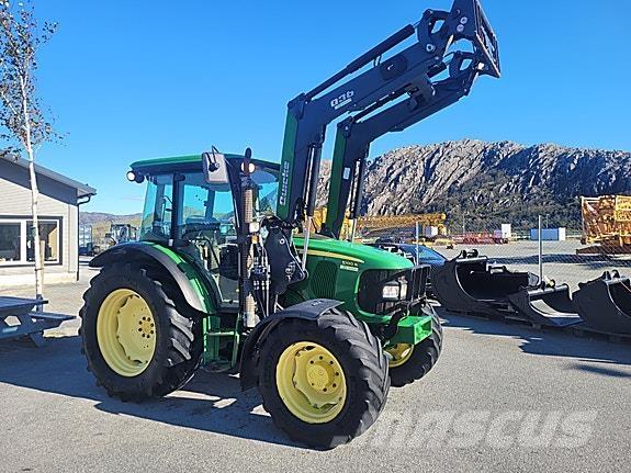 John Deere 5100 R Trattori
