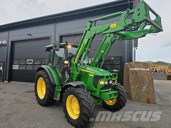 John Deere 5100R Trattori