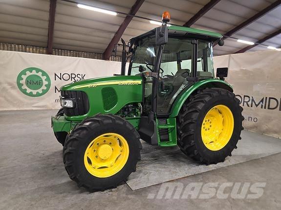 John Deere 5720 Trattori