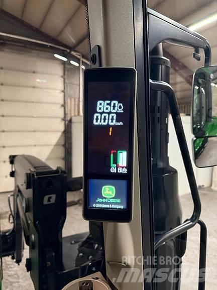 John Deere 6100M Trattori