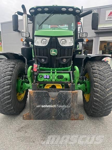 John Deere 6155R Trattori